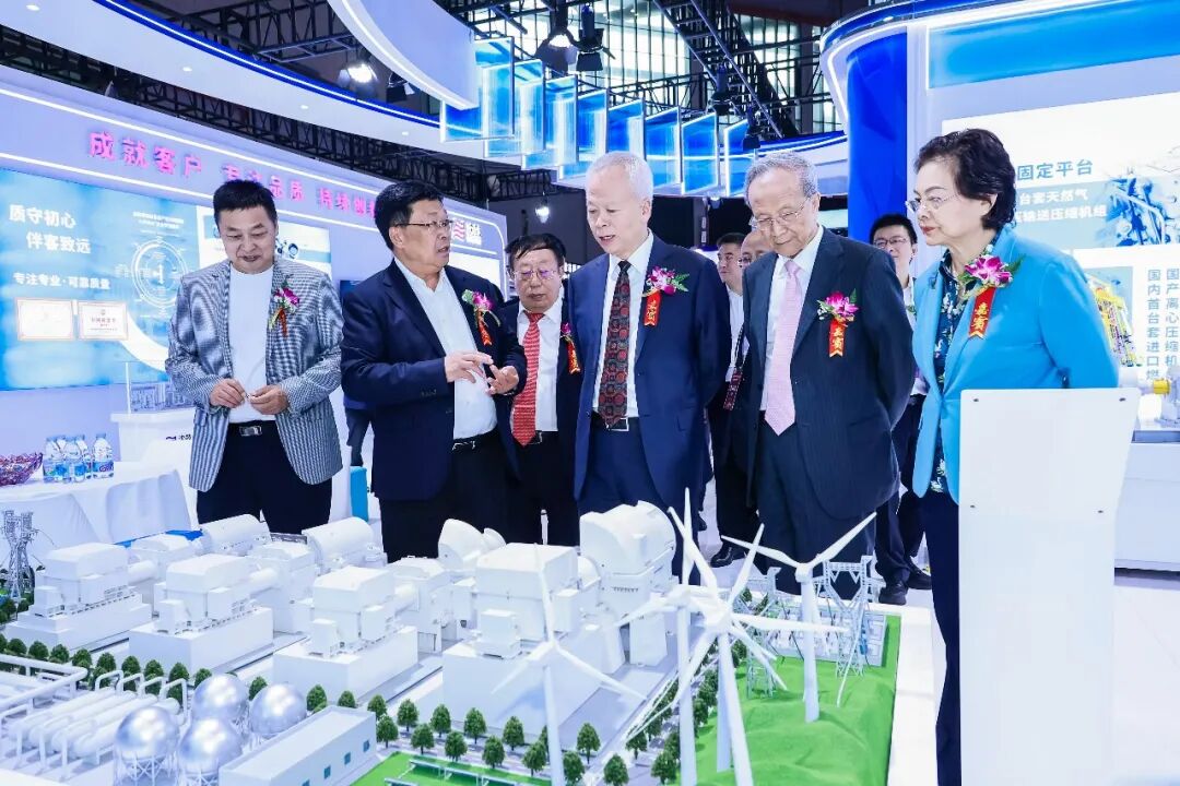 Guided tour after the opening ceremony