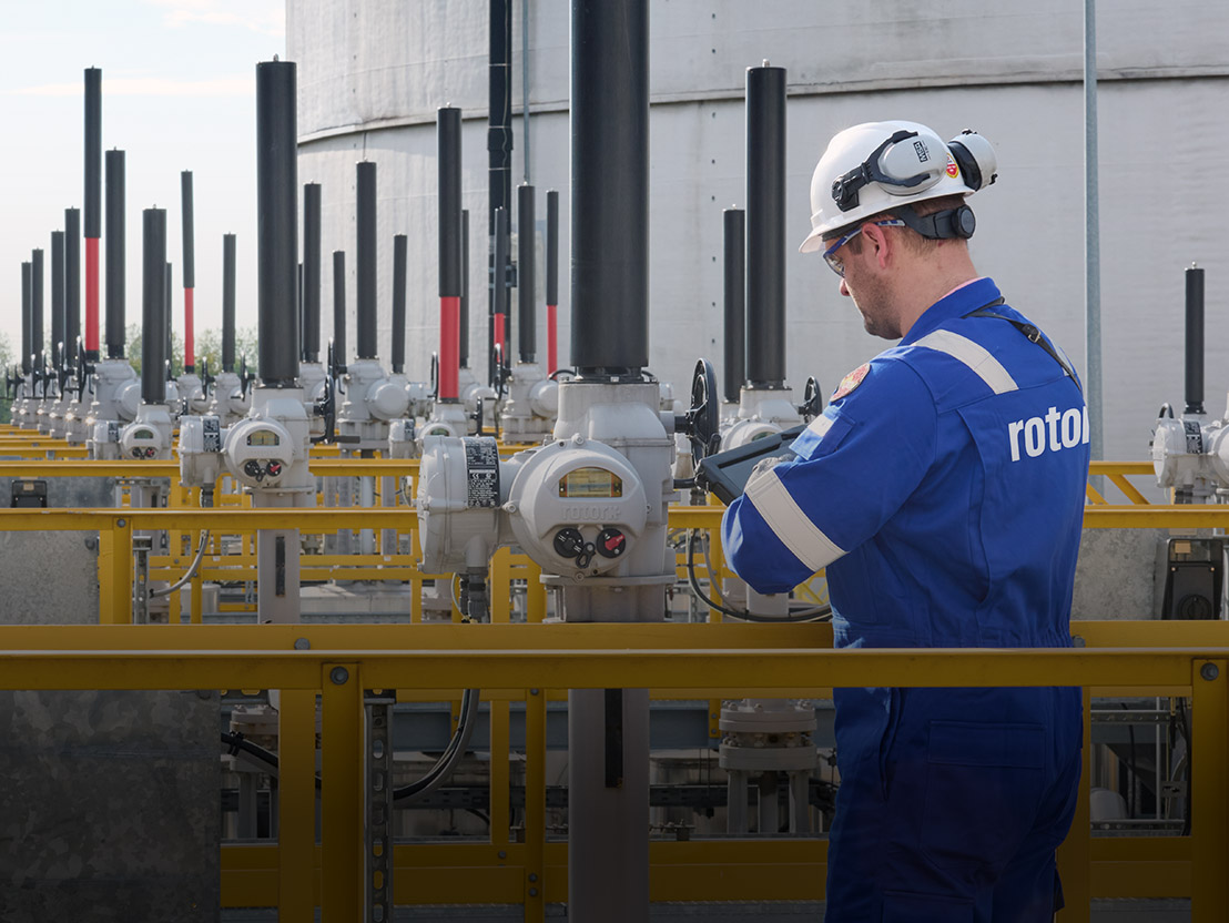 Rotork electric actuators in field service